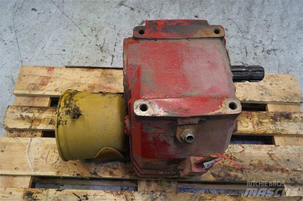 BvL Fodervogn Feed mixer