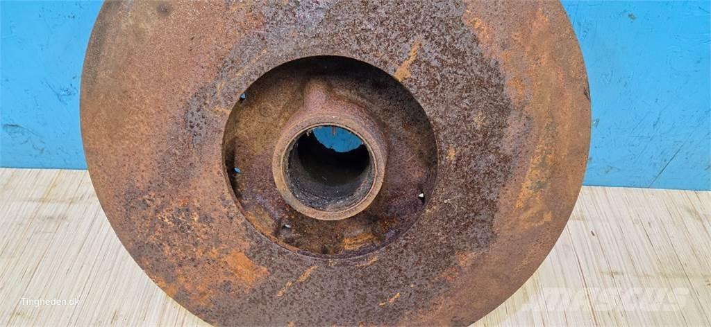 CASE 1620 Farm machinery