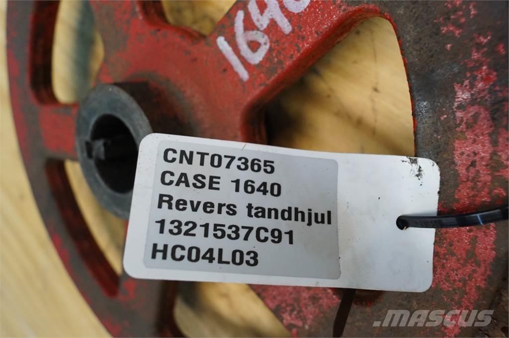 CASE 1640 Farm machinery