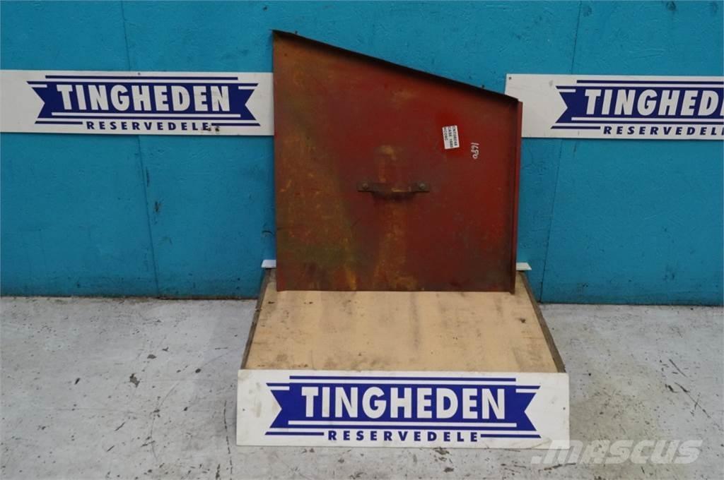 CASE 1680 Farm machinery