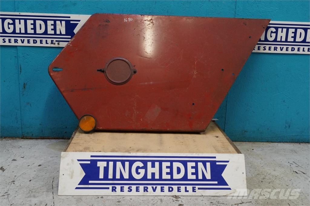 CASE 1680 Farm machinery