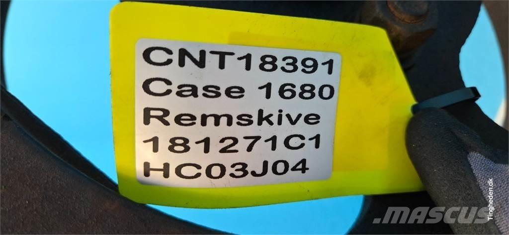 CASE 1680 Farm machinery