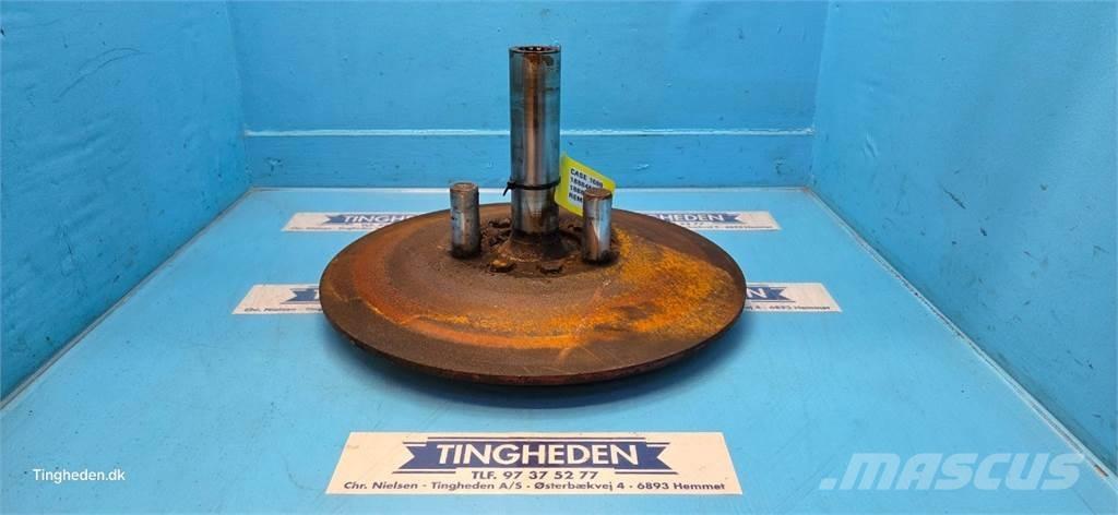 CASE 1680 Farm machinery