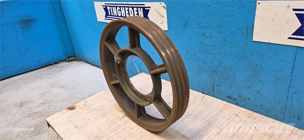 CASE 5088 Farm machinery