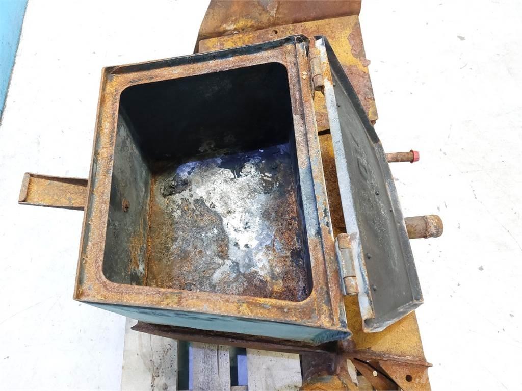 CASE 580 SLE Screening buckets