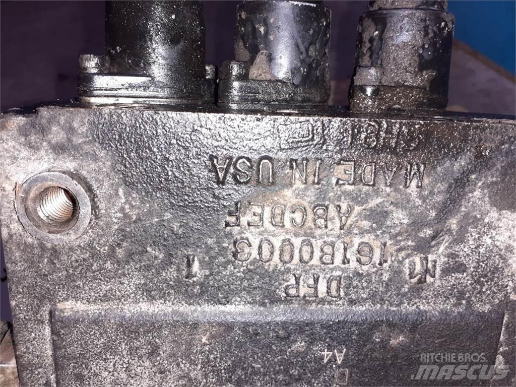 CASE 595 Hydraulics