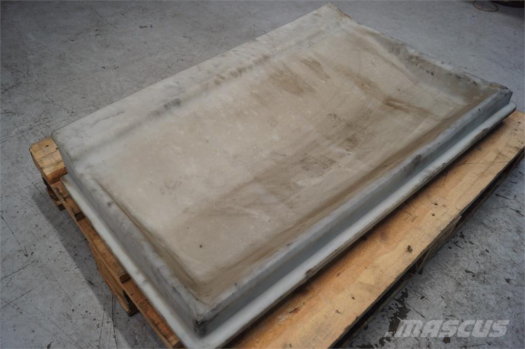 CASE 8010 Farm machinery