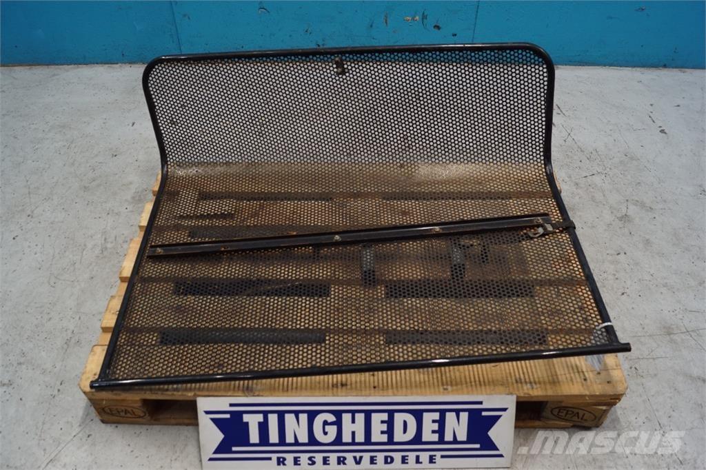 CASE 8010 Farm machinery