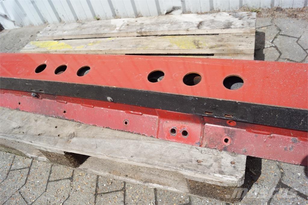 CASE 8010 Farm machinery