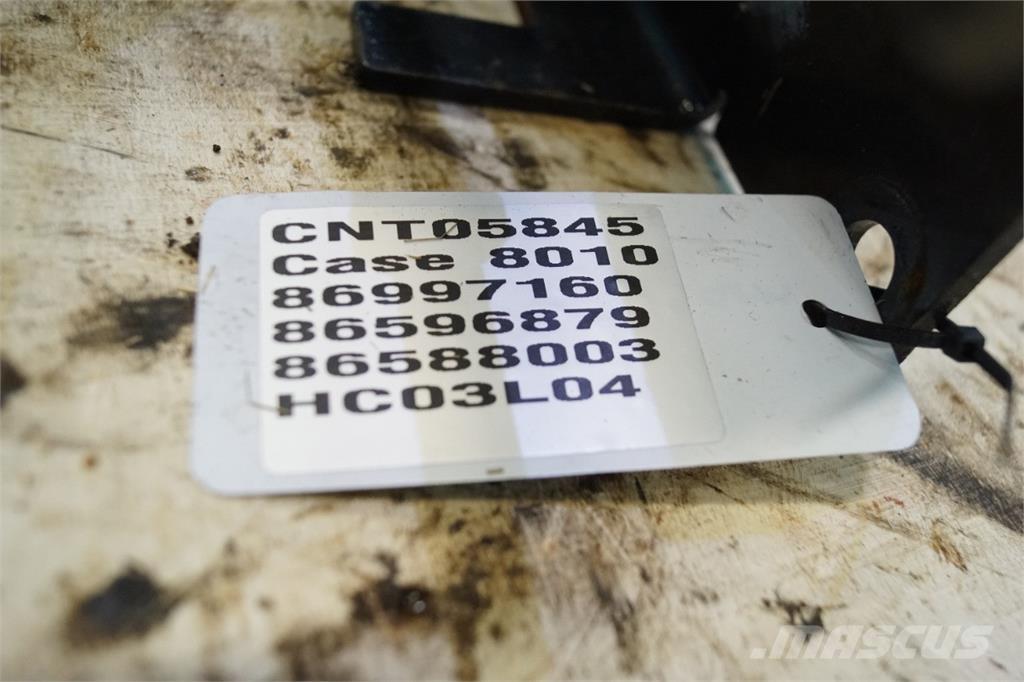 CASE 8010 Farm machinery