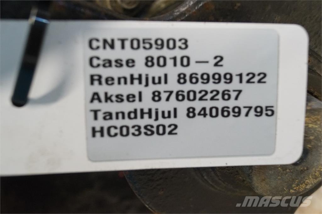 CASE 8010 Farm machinery