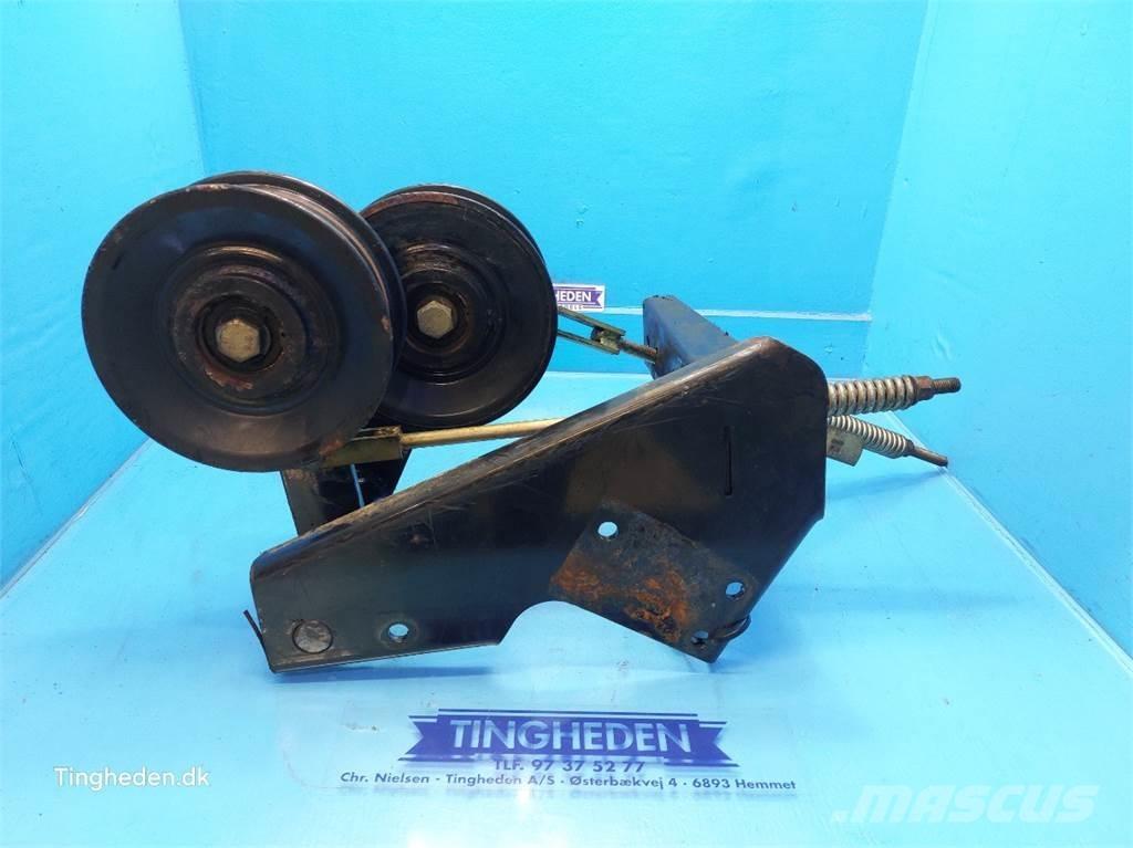 CASE 8010 Farm machinery