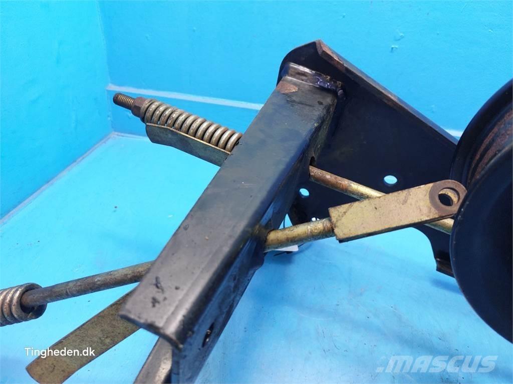 CASE 8010 Farm machinery