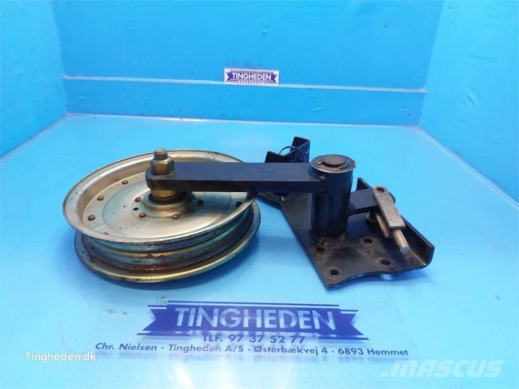 CASE 8010 Farm machinery