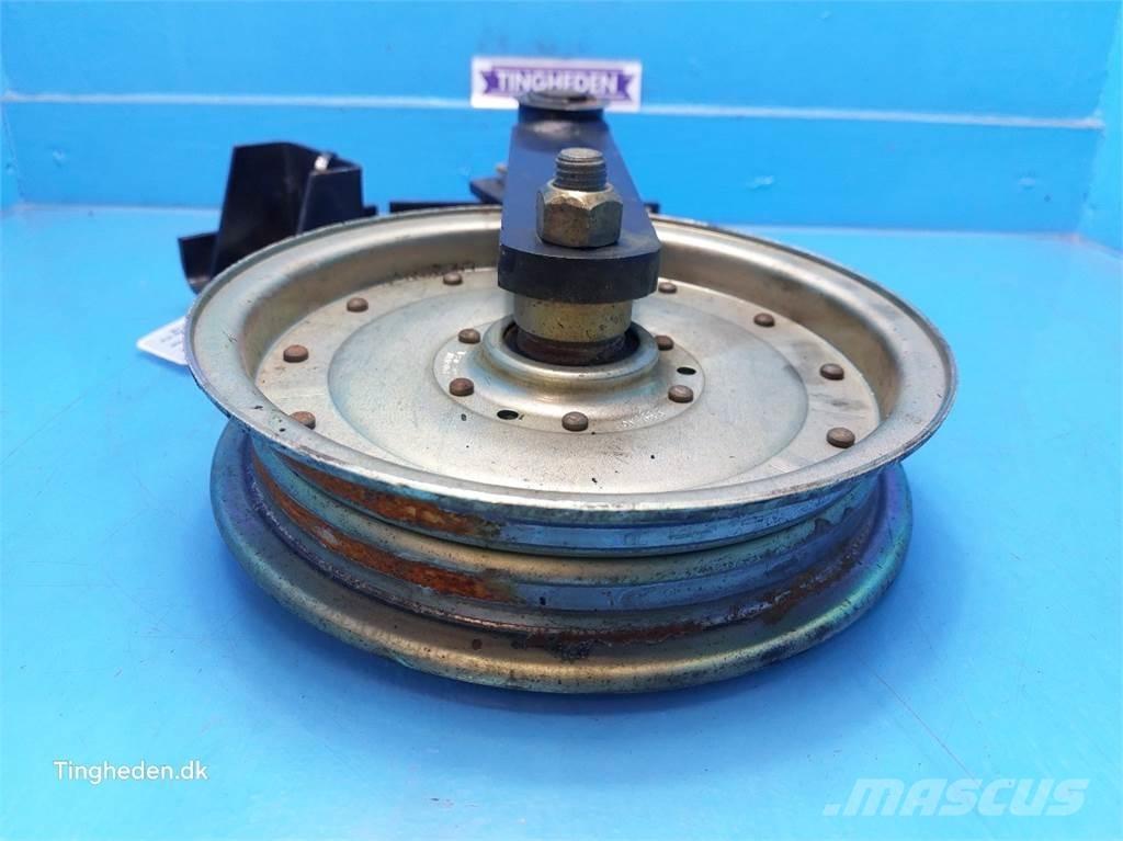 CASE 8010 Farm machinery