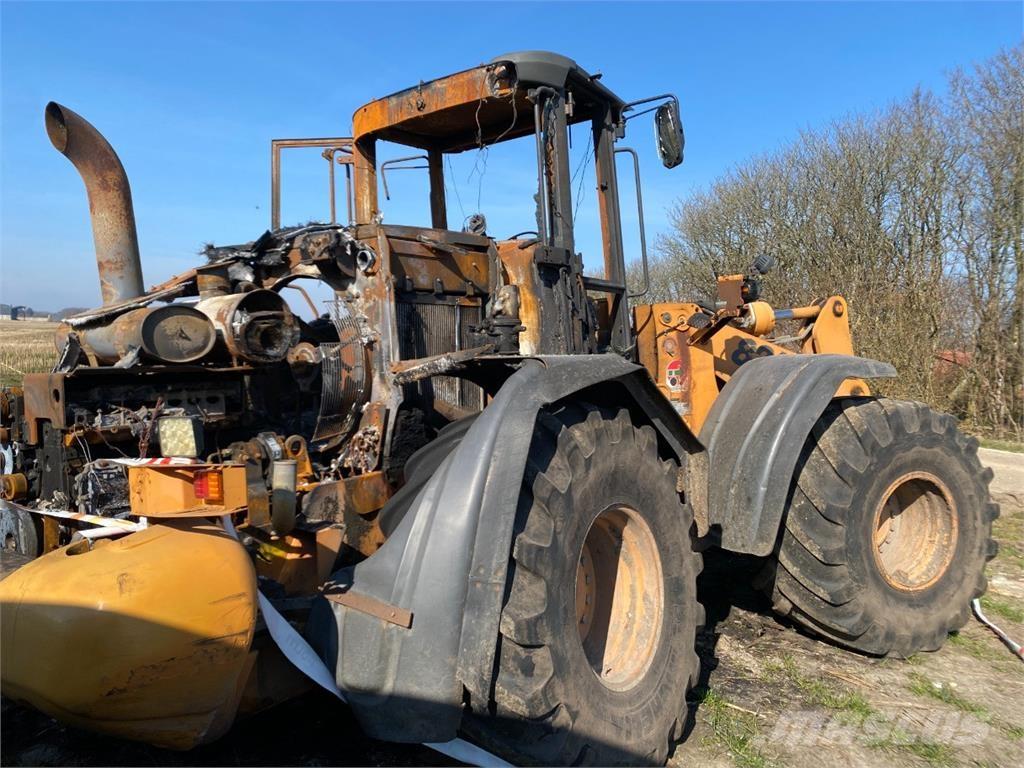 CASE 821E Wheel loaders