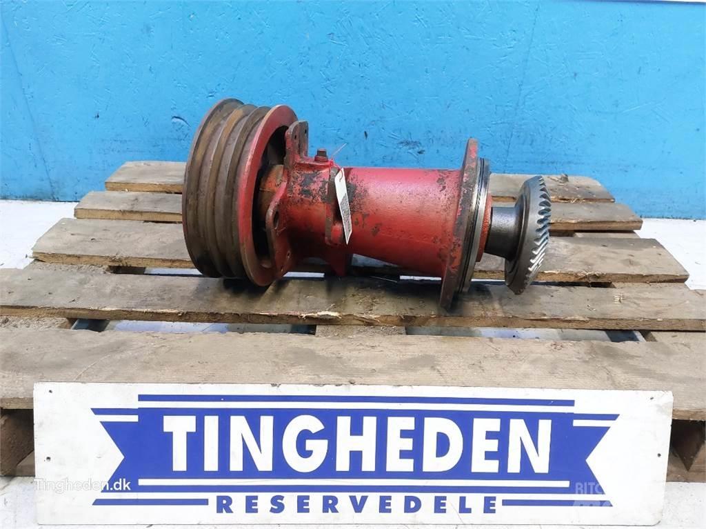 Case IH 1660 Transmission