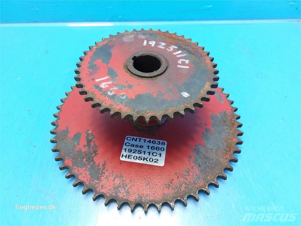 Case IH 1660 Combine harvester accessories