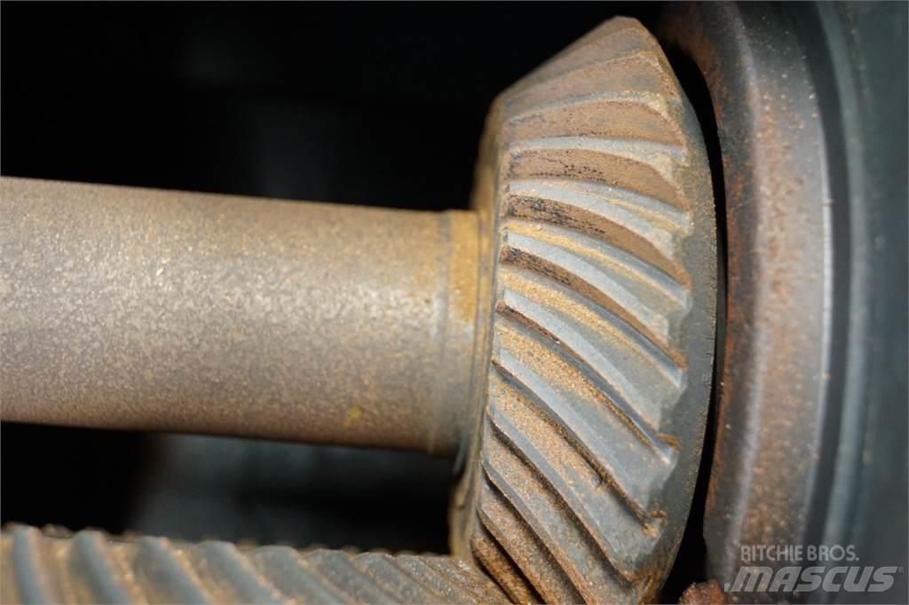 Case IH 2188 Transmission