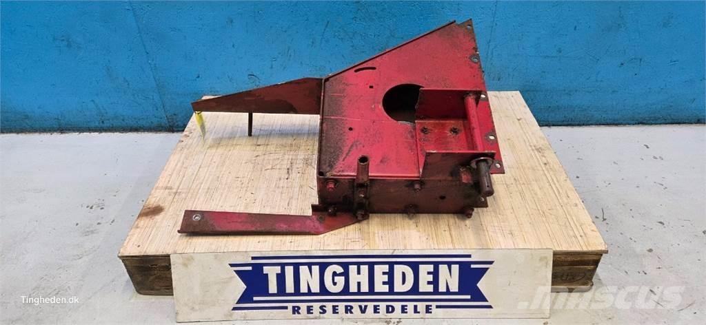 Case IH 2388 Combine harvester accessories