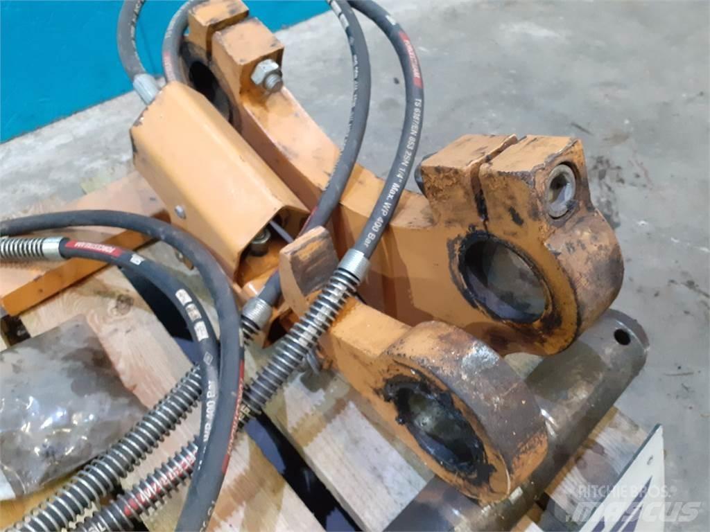 Case IH 321E Quick connectors
