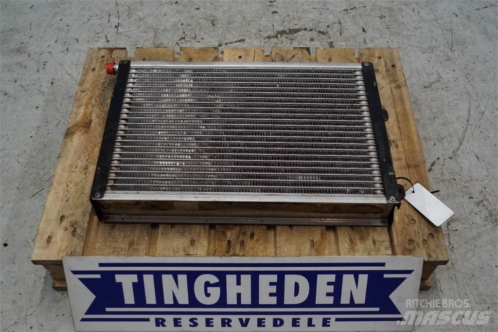 Case IH 621D Radiators