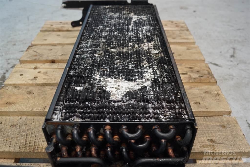 Case IH 621D Radiators