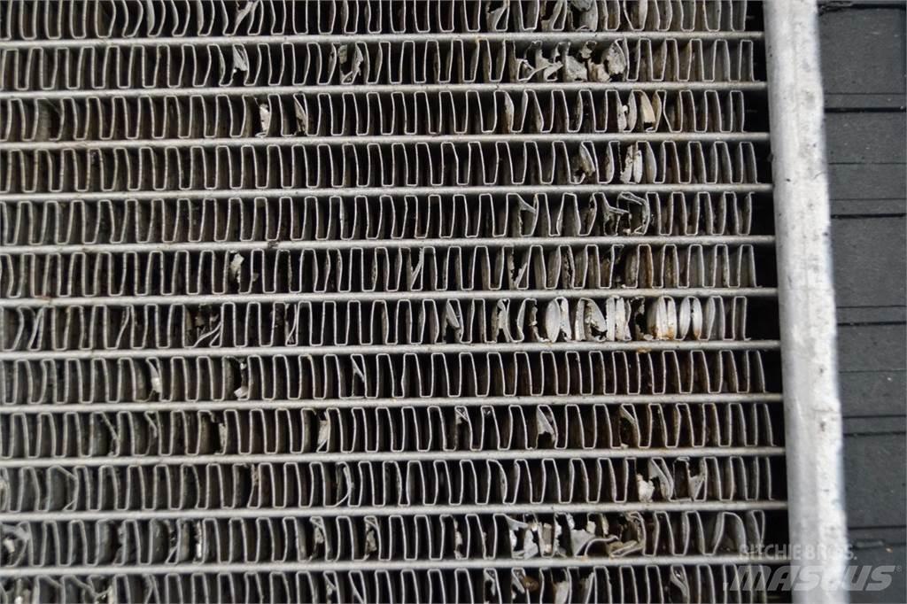 Case IH 621D Radiators