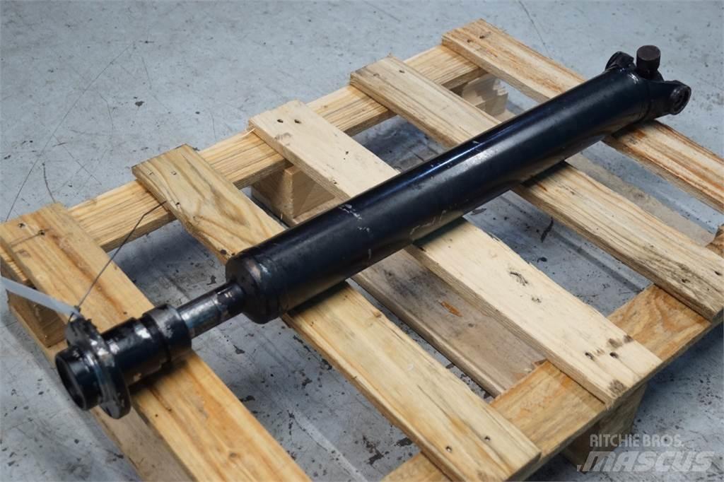 Case IH 621D Axles