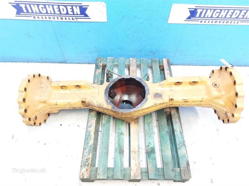 Case IH 621D Axles