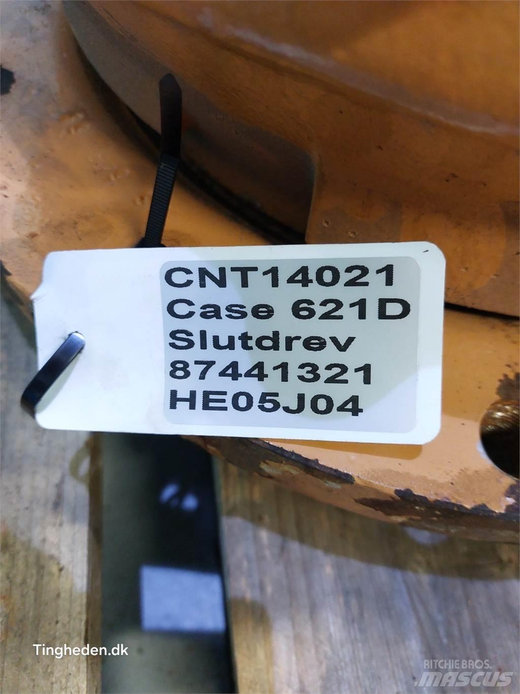Case IH 621D Axles