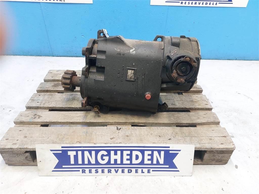Case IH 7010 Transmission