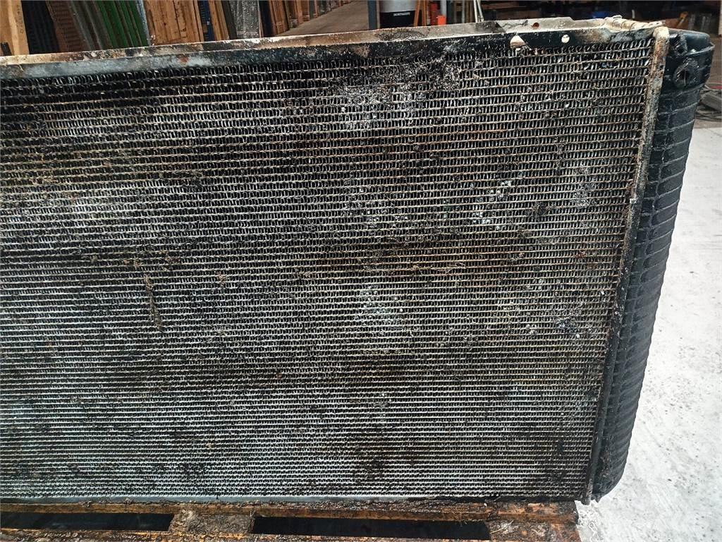 Case IH 8010 Radiators