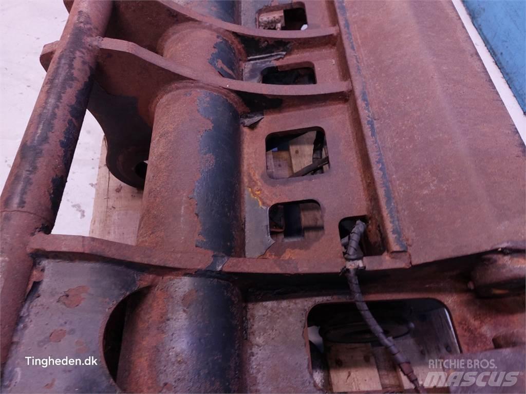 Case IH 821E Quick connectors