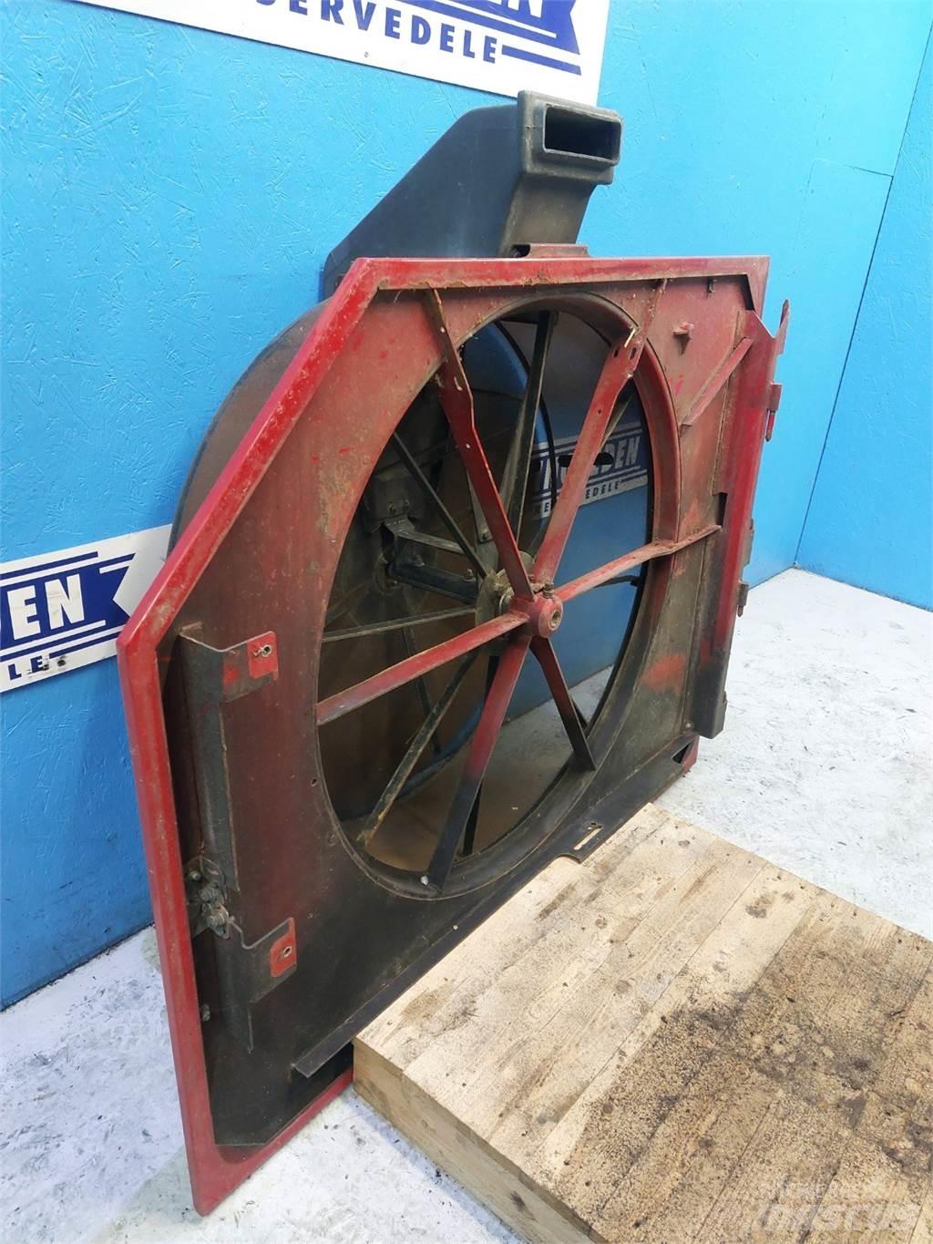 Case IH 9120 Radiators