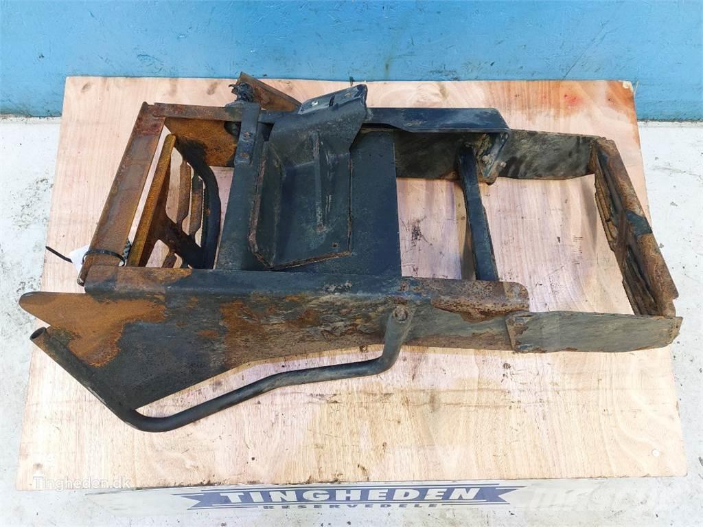 CASE Puma 185 Cabins and interior