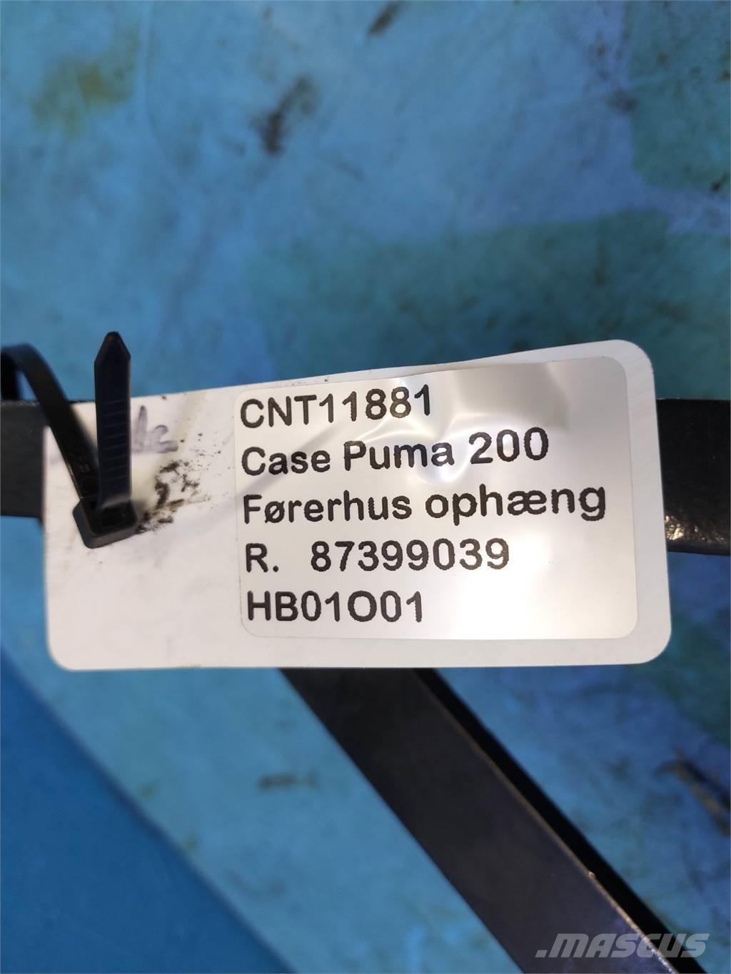 CASE Puma 200 Cabins and interior