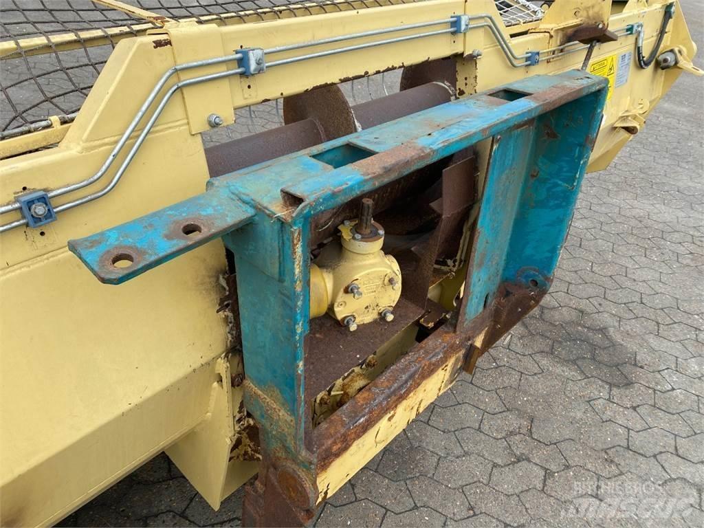 Champion GE35 Mowers