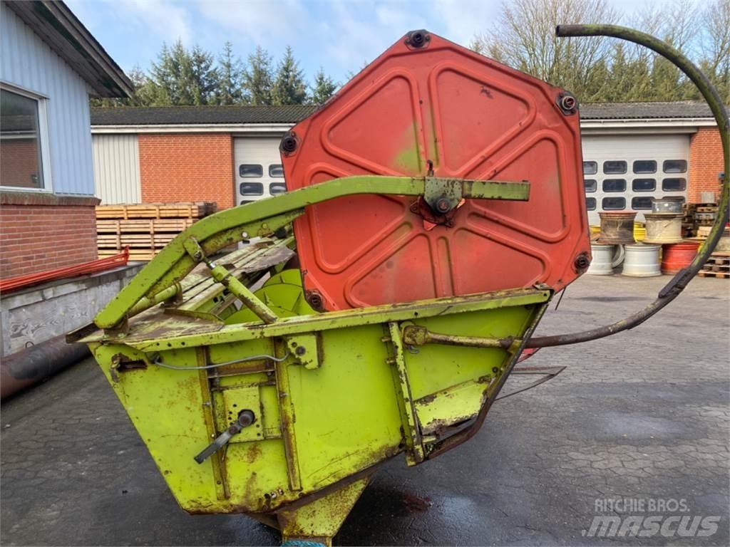 CLAAS 15” Combine harvester accessories
