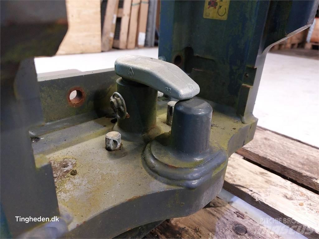 CLAAS Arion 500 Other tractor accessories