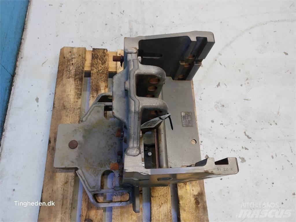 CLAAS Arion 600 Other tractor accessories