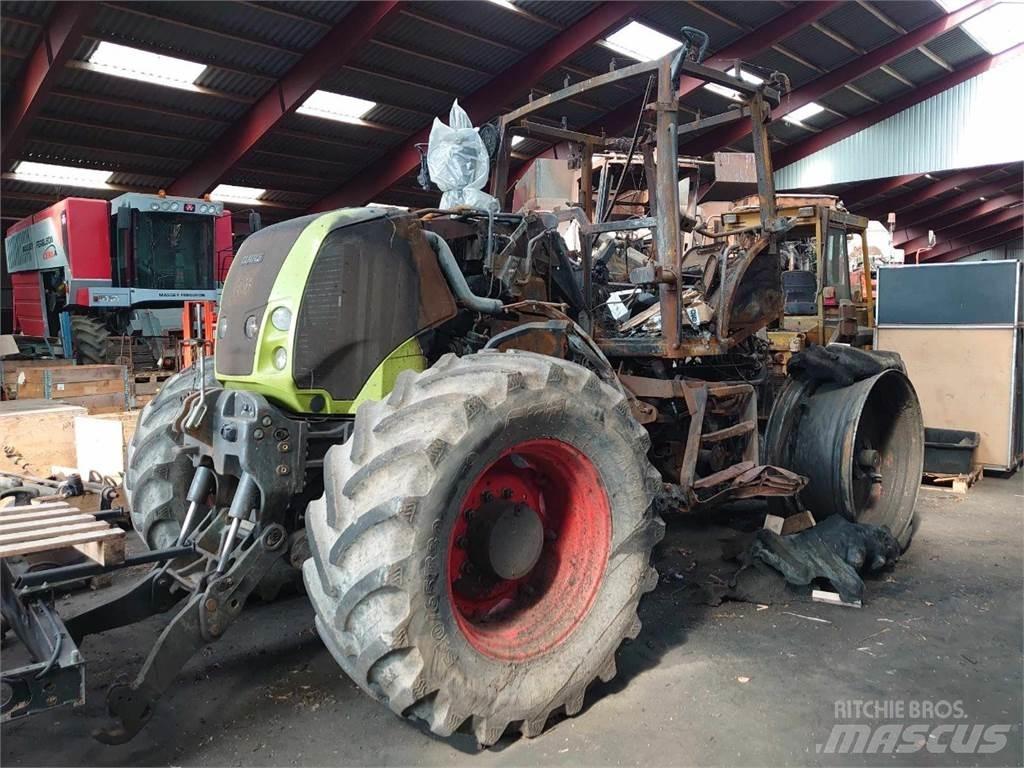 CLAAS Axion 840 Tractors