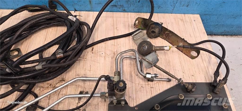 CLAAS Lexion 600 Combine harvester accessories