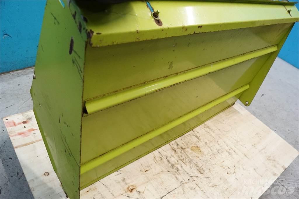 CLAAS Mercator Sand and salt spreaders