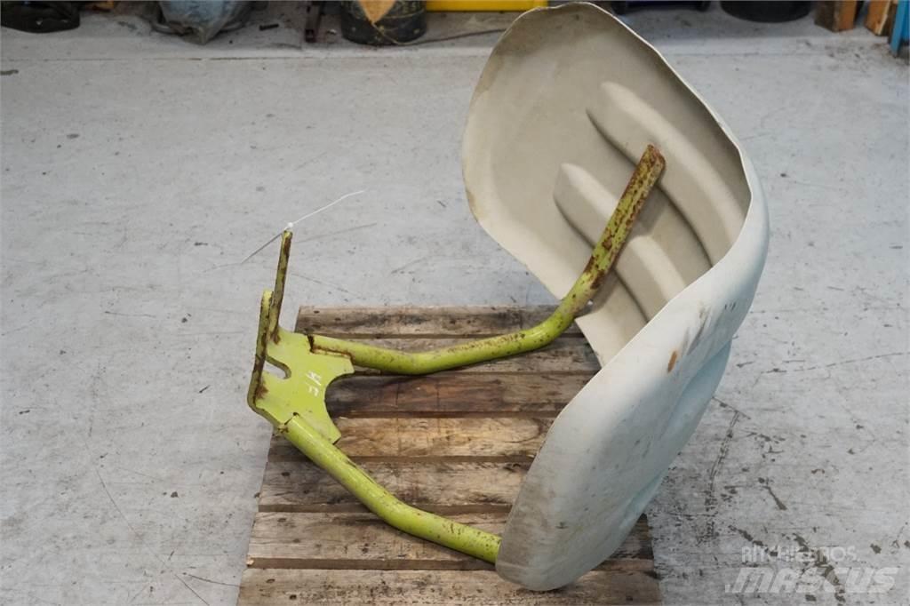 CLAAS Targo K70 Screening buckets