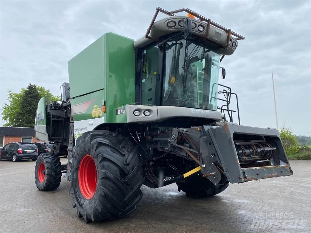 Fendt 9470X Combine harvesters