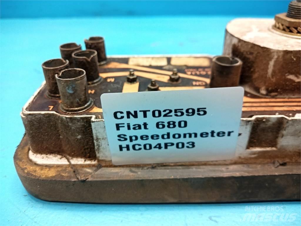 Fiat 680 Electronics