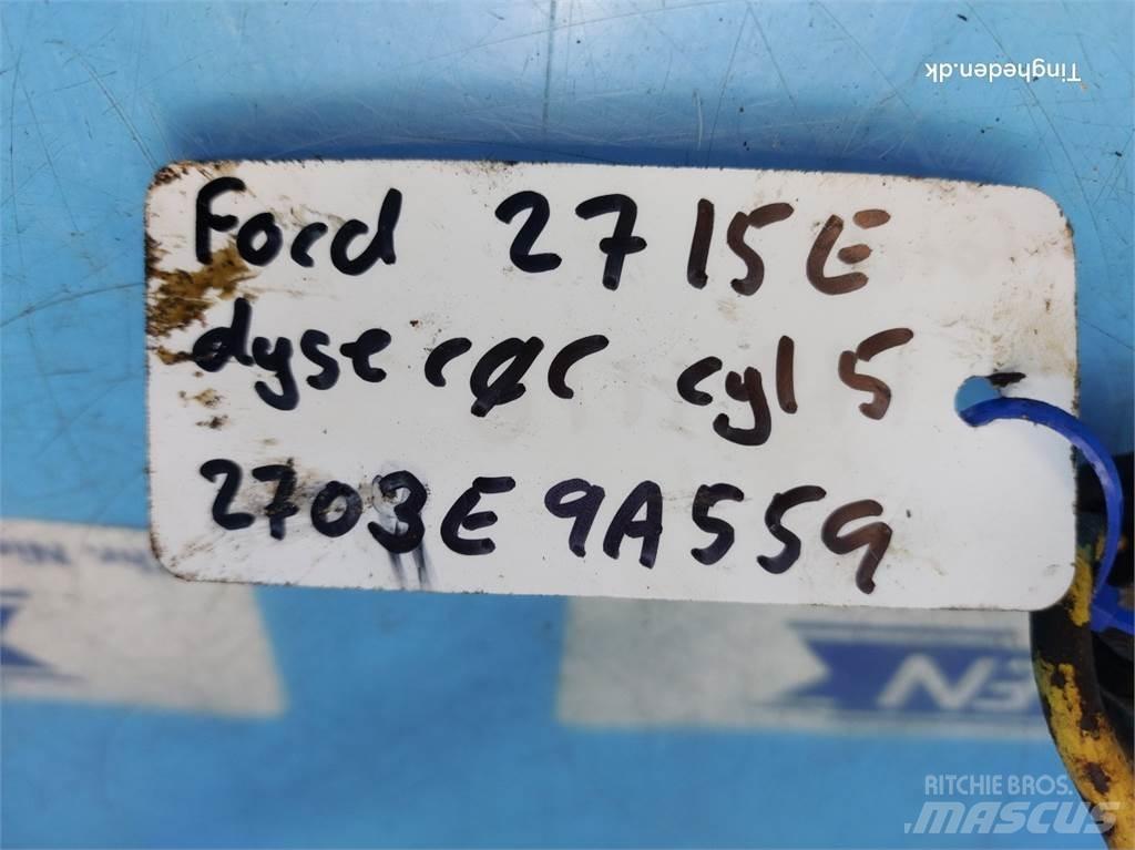 Ford 2715E Engines