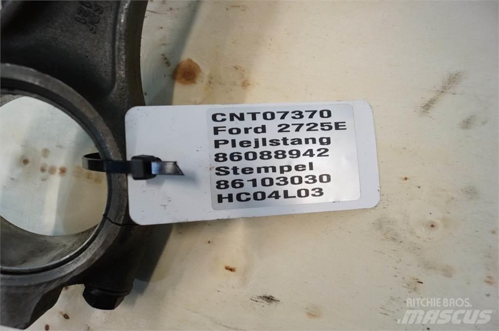 Ford 2725E Engines