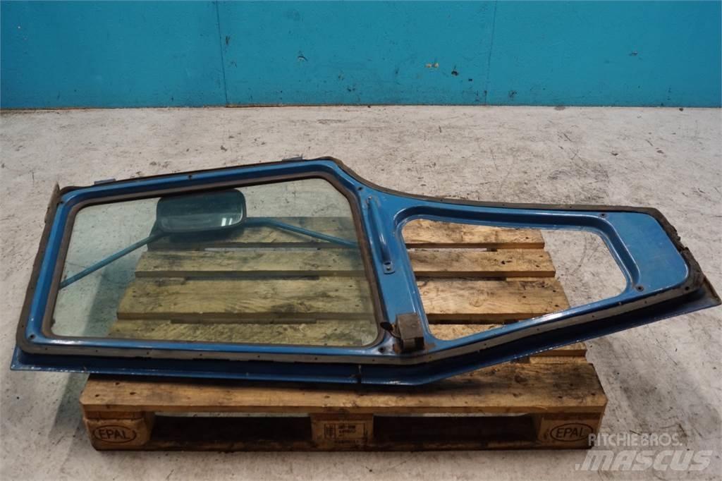 Ford 7600 Cabins and interior